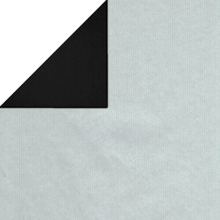 Inpakpapier voorzijde uni zilver, achterzijde uni zwart op sterk geribbeld mat papier.
 