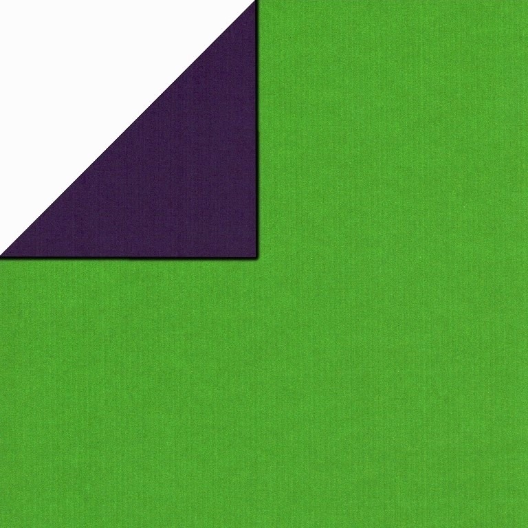 Gift wrapping paper on the front apple green, behind solid violet with pressed stripes on both sides, rolls of 50 meters, choose at least 4 articles in an assortment box.
 
