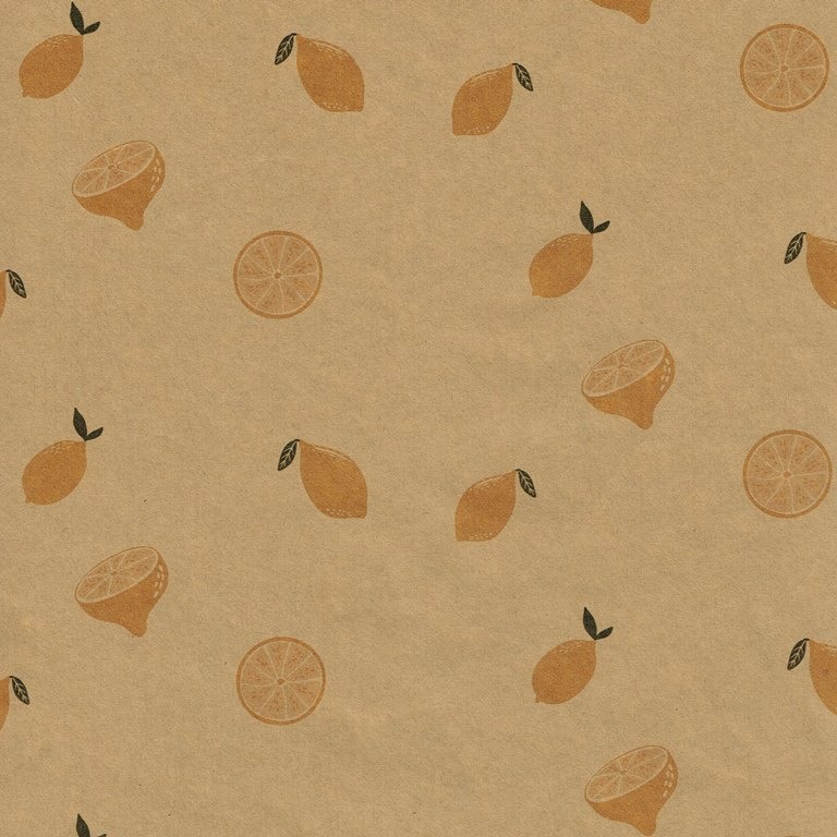 Geschenkpapier mit Zitronen auf starkem Natur-Öko-Papier.
 
