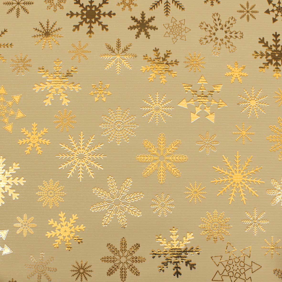 Metallic gouden ijs sterren met mat taupe achtergrond, bruin gestreept kraft papier.
 